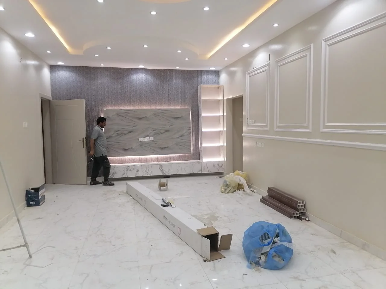 ديكورات شاشات — عمل تشطيب وتنفيذ رقم 27 ديكورات ودهانات الطايف